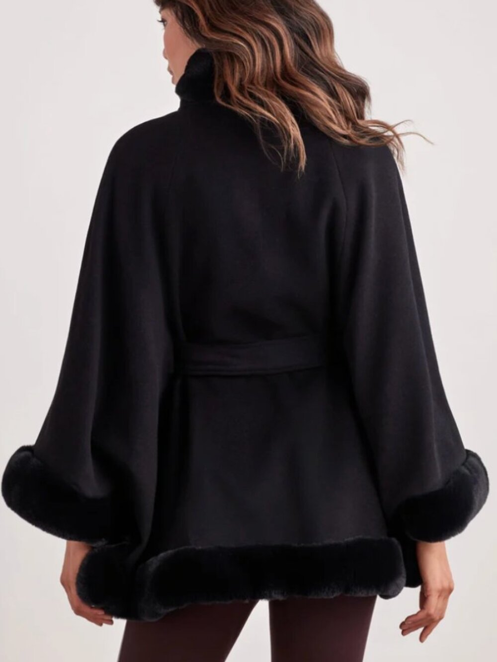 🖤✨ Ellen Tracy Signature Wool Cape with Faux Fur Trim – Black – Size S ✨🖤